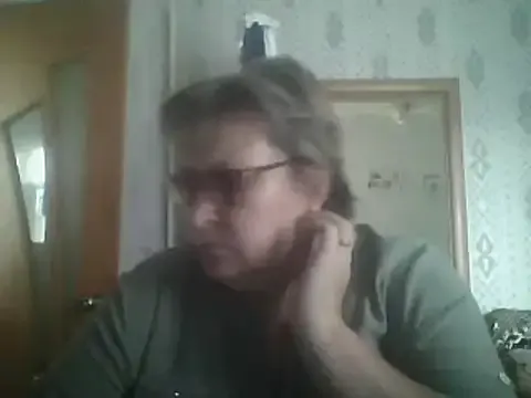 MelanieCold467 — Freechat on StripChat