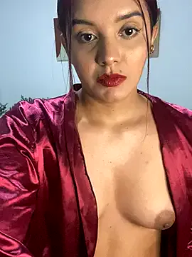 Melanyprada — Oil on my boobs + bounce and slap