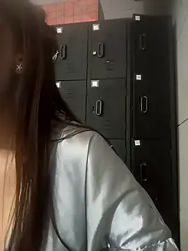 Melina_Cooper_ — Get naked and dance 