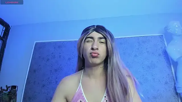Melody_Bakeer — Spit on my dick 