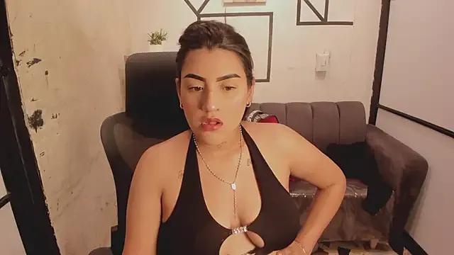 MelodySnow — oil in tits