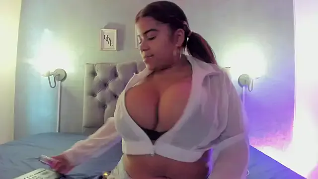 MeridaLane — suck tits