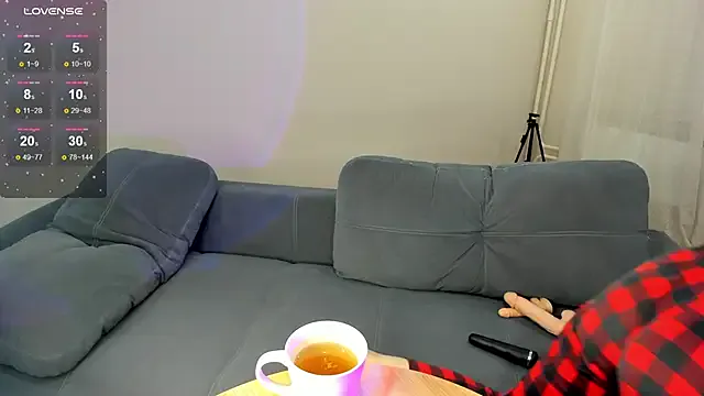 MewStella — ride dildo