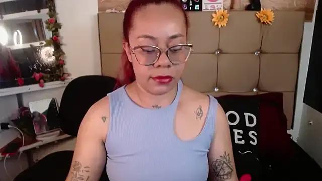 MIA__SPENCER — Meterme el dildo profundo 