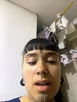 Mia_Baker_v — Show ducha