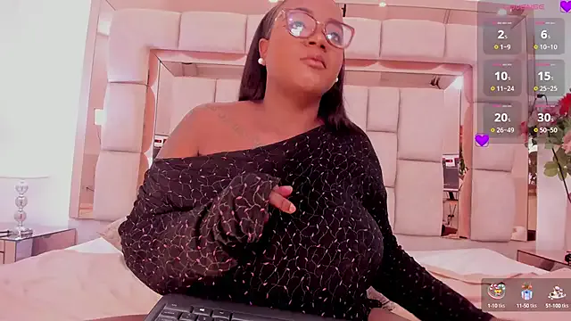 mia_garccia — rub my clit slowly
