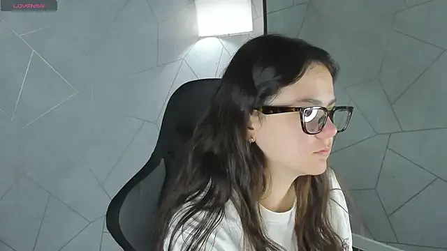 Mia_Jefferson — ice on boobs