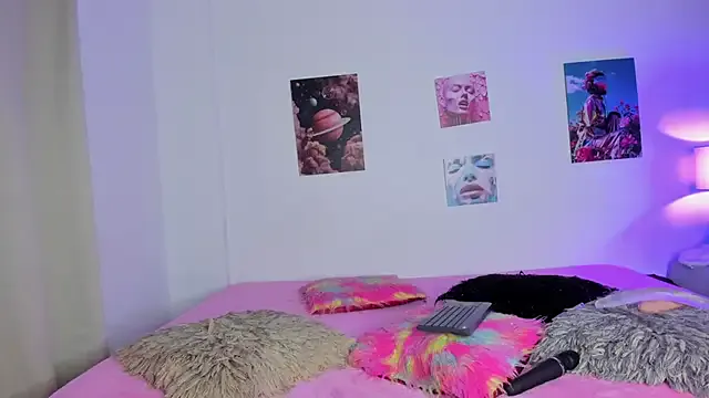 mia_purplee — 2 finger in ass