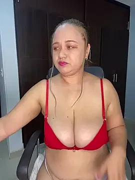 Miaa_velvett — 7 spanks