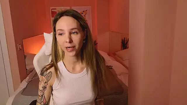 StripChat MiaGraham1 is Private MiaGraham1 — take off my t-shirt and bj