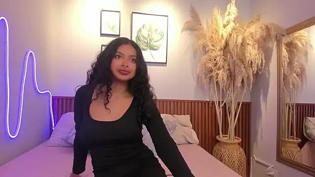 MIAHIVANOV — Freechat on StripChat