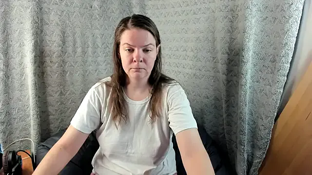 MiaLores — show breasts 5 seconds