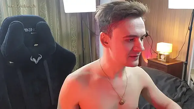 michael_sexdevil — Bottom gives a blowjob