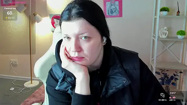 Michele_Greenn — teasing boobs