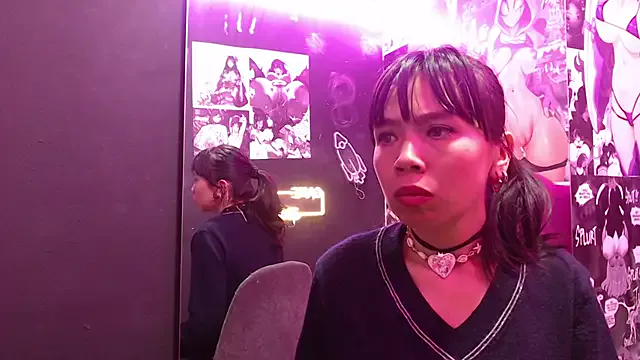 midnight_251 — show   tits