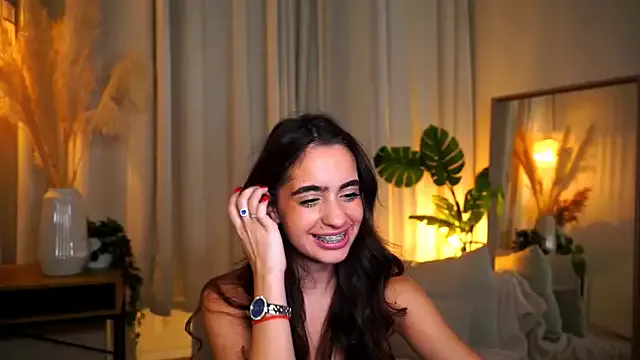 miilky_wayy — Lingerie only