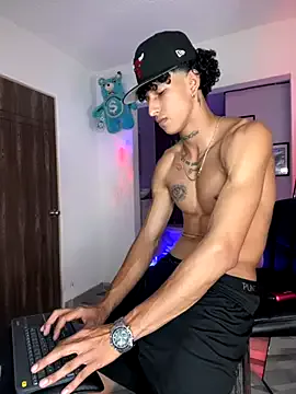 mike_casseano — CUM SHOW BIG
