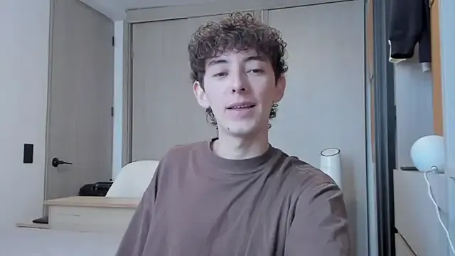 miketwink — I'm new here do me cum