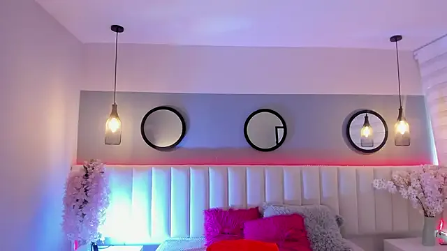 Mila_Hank_ — Show Boob+ Oil 