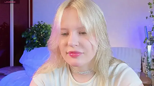 Mila_Lioness — Mila goes home