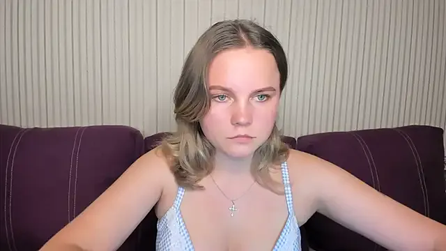 milalapka — dildo in pussy show