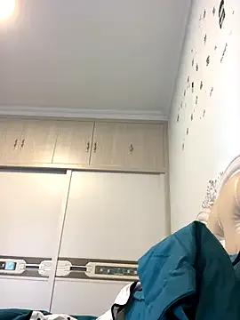 Mile-m — Freechat on StripChat