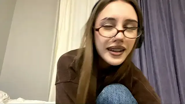 Milena_Awesome — Sexy finger licking