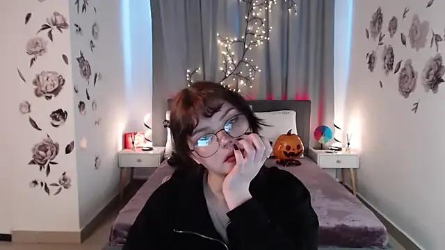 MileyRood — dance without a sweater