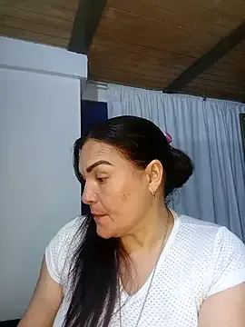 MilfBlonde_ — pinch my nipples 