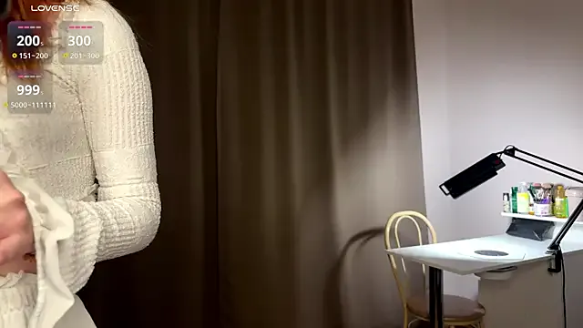 MilissaSneddon — finger play in panties
