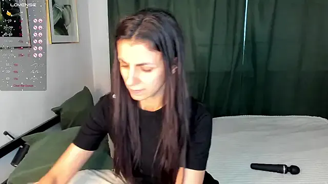 MilkaLick — Show my ass in pan