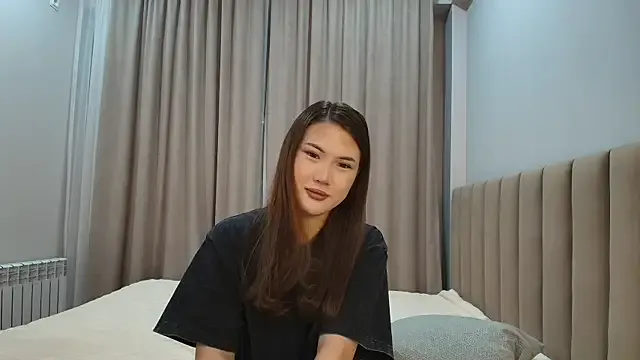 mimi_lan — dancing