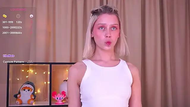 MimiCharm — Remove bra and squeeze my tits