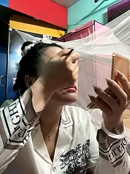 mina-bae — show bae