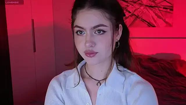 Miraa_Belle — show panties