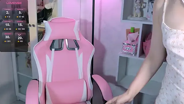 MiraJadee — Dildo Blowjob :3