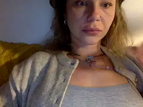 MiraLuna — oily full body 10 min teasing