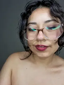 MishuColfer — PLAY WITH MY TITTS + OIL