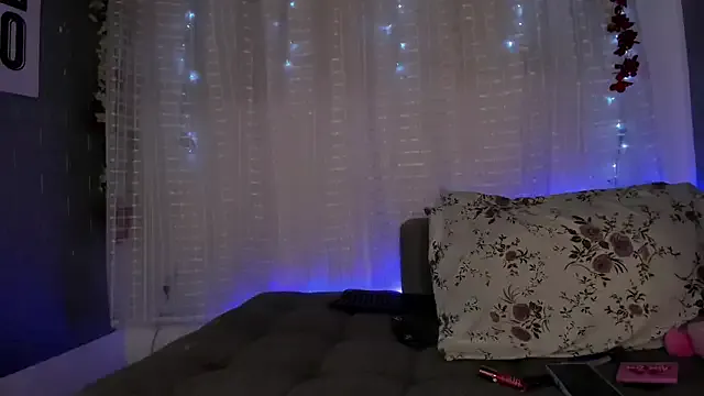 Miss-Alicia — plug anal