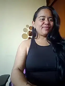 Miss__kendra_ — sexy spanking in doggy style
