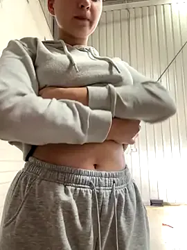 MissMay — Wet pussy play