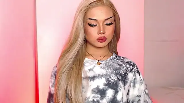 MissRumi_Hunter — WORSHIP MY GODCOCK AND TASTE IT