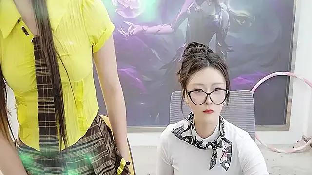StripChat MIUMIU_XOX is Freechat MIUMIU_XOX — Couple dance