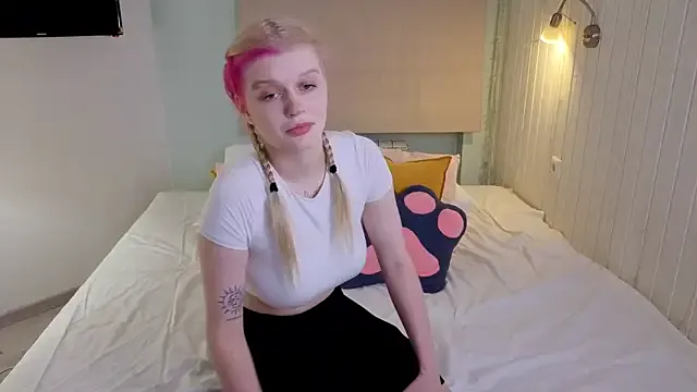 Miuu_miuu — doggy and spanks