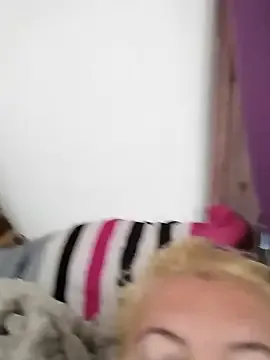 Mllesha74000 — Gode pussy