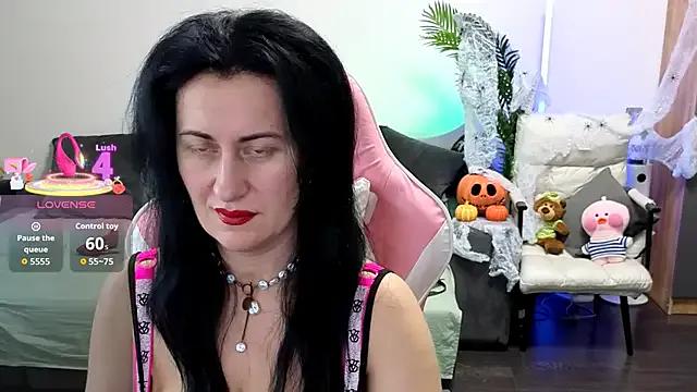 StripChat monnica_vibe_ is Freechat monnica_vibe_ — The whole body is covered in oil. And th