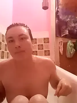 MoonIrene — I'm going to the bathroom with a vibrato