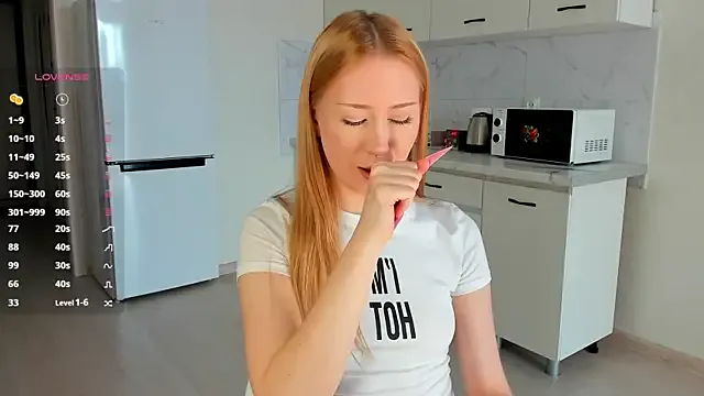 MoonPetal — Suck my finger