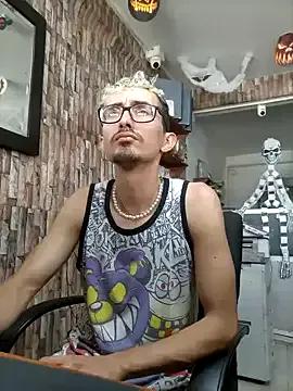 StripChat moorejhosua is Freechat moorejhosua — Show hairy cock