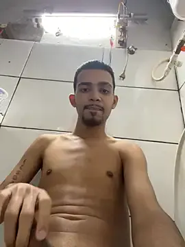 moreninhoP — 50 no pix gozo em live